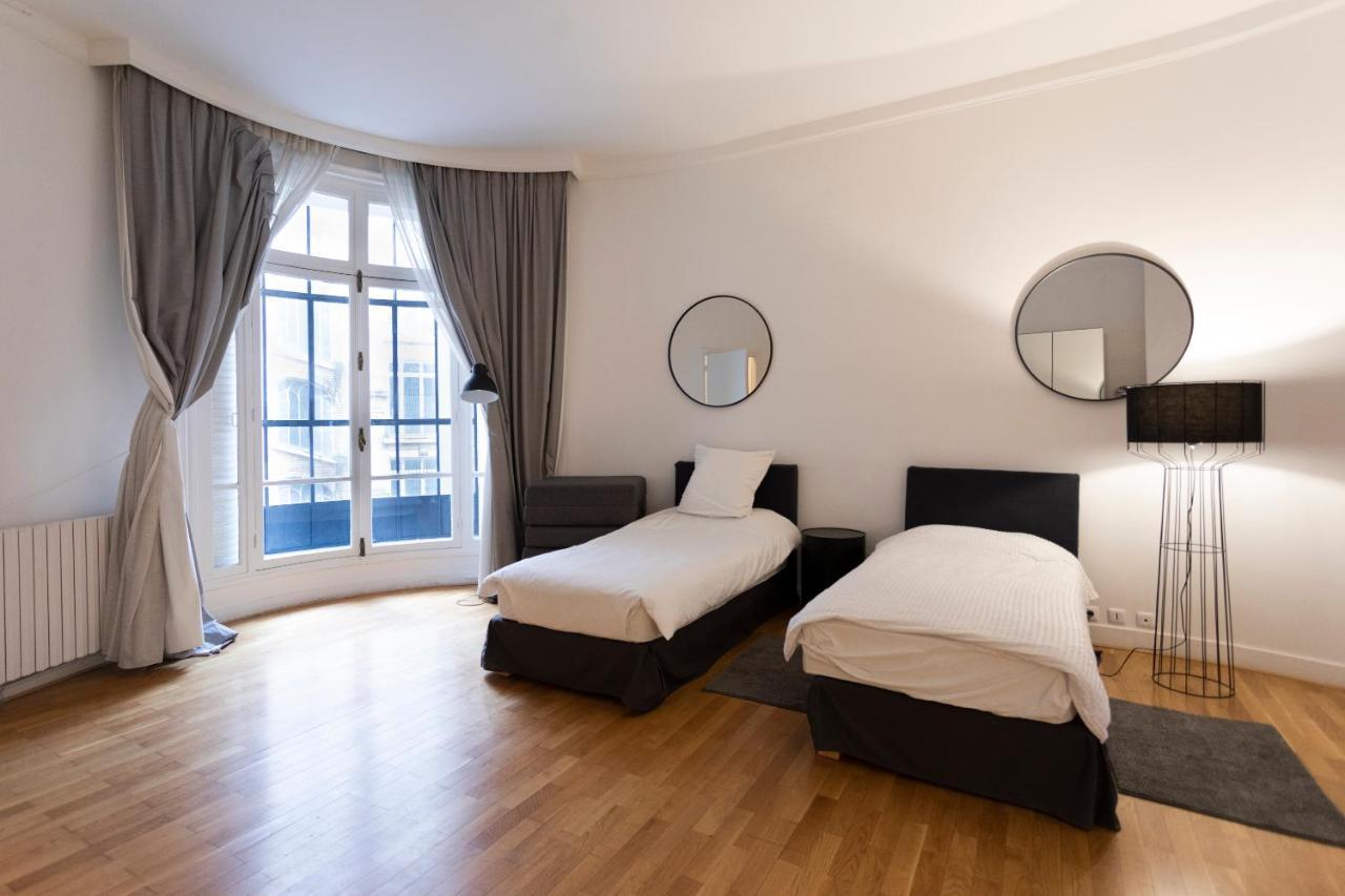 Spcaious Flat 160 M2 Next To Eiffel Tower Appartamento